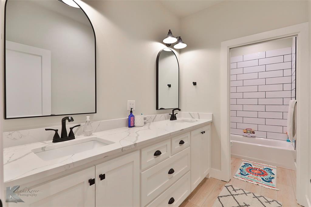 Mountain Shadows Ranch - Residential