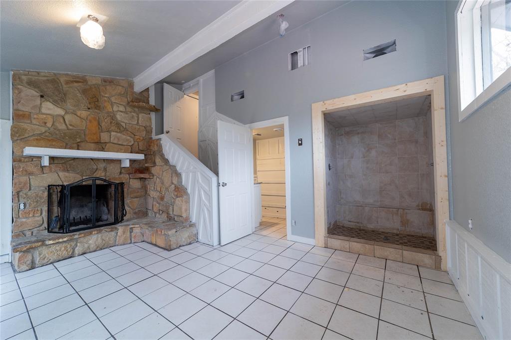 Breeding - Residential Lease