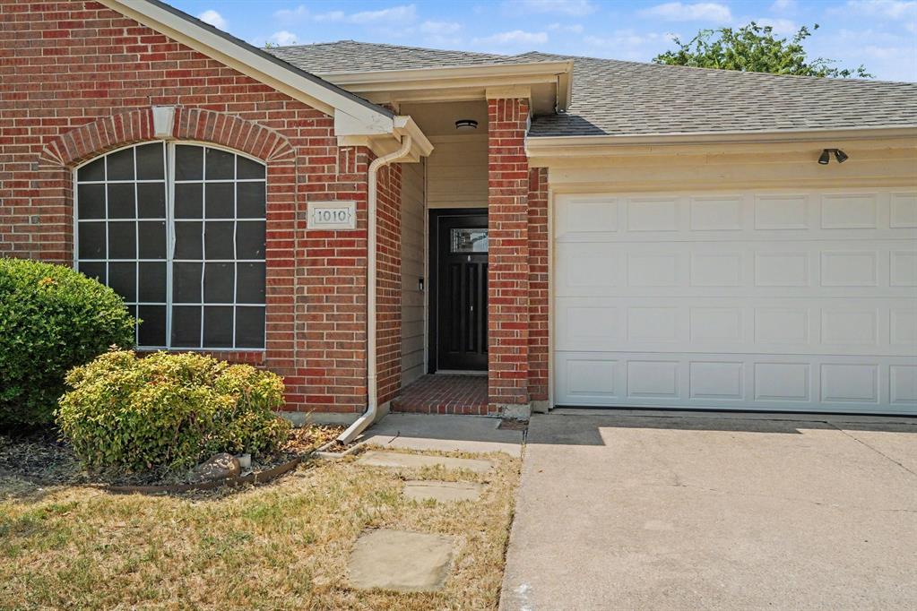 1010 Barkridge Drive