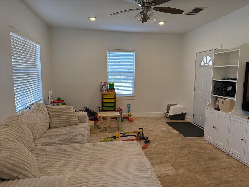 Clements II - Residential