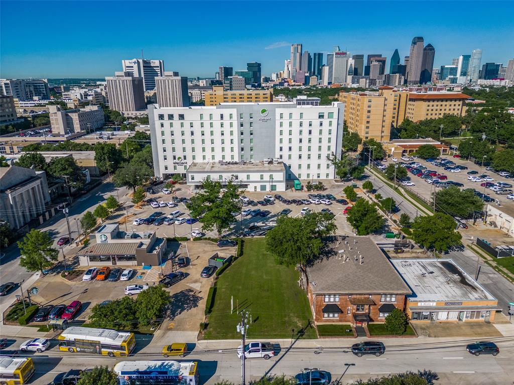 911 N Haskell Avenue