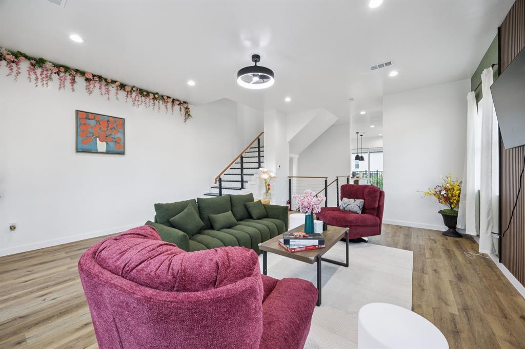 Z E Coombs West End - Residential Lease