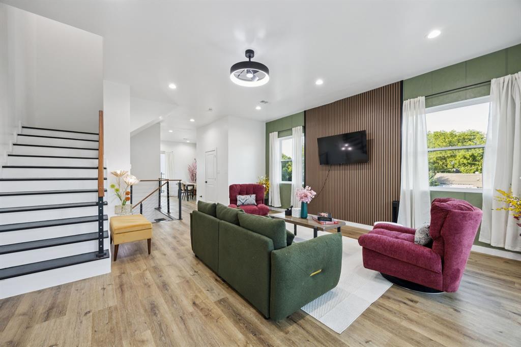 Z E Coombs West End - Residential Lease