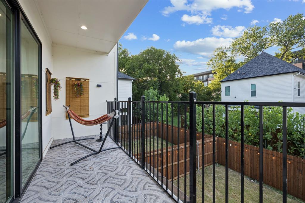 Z E Coombs West End - Residential Lease