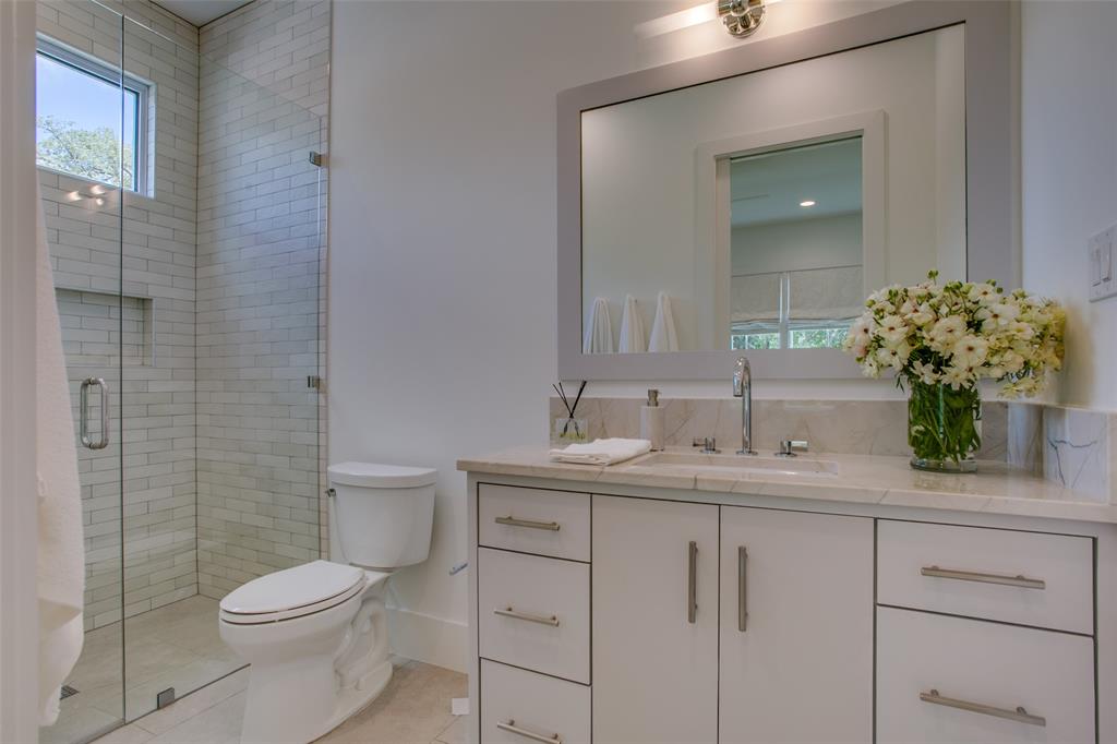 Shore Crest Estate - Residential