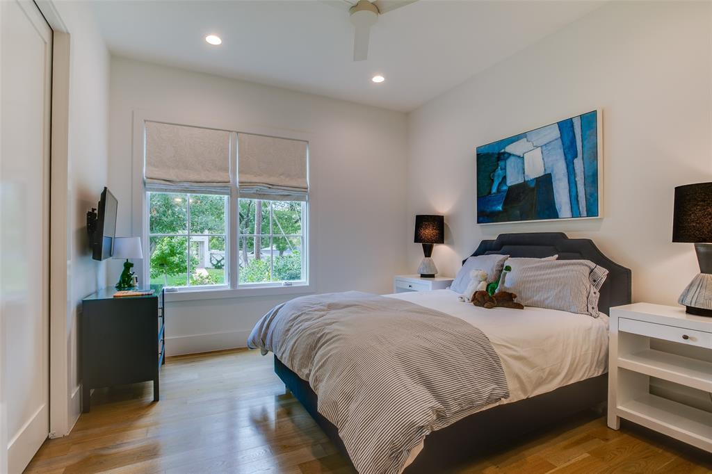 Shore Crest Estate - Residential