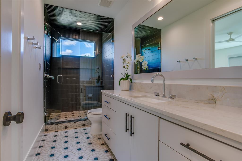 Shore Crest Estate - Residential