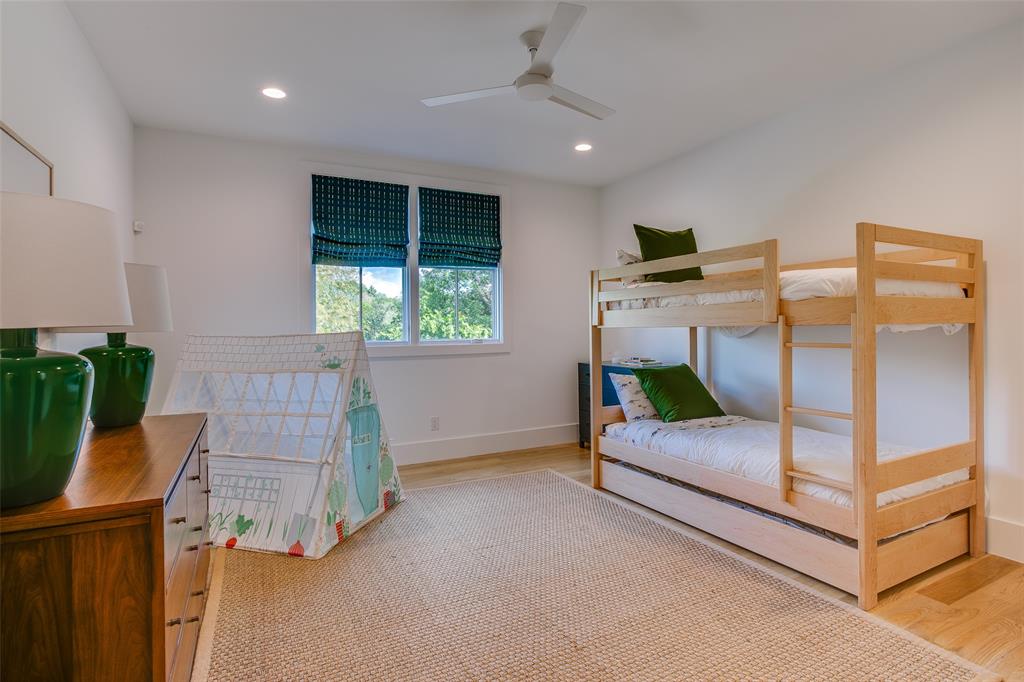 Shore Crest Estate - Residential