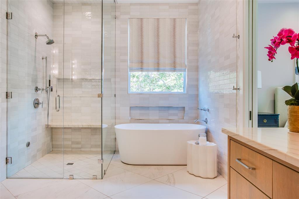 Shore Crest Estate - Residential