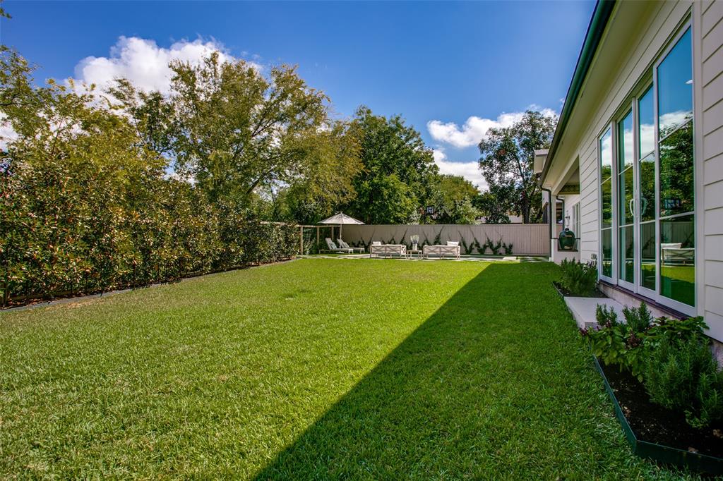 Shore Crest Estate - Residential