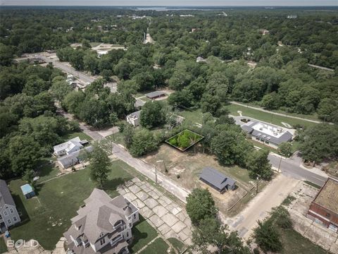 1219 Milam Shreveport LA 71101