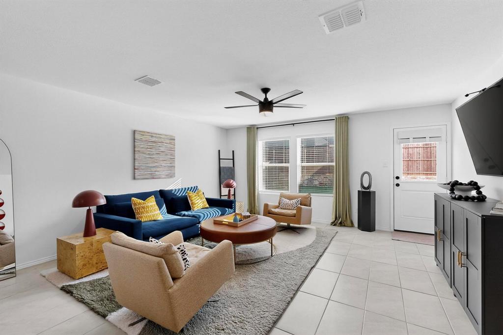 Primrose Xing Ph 6 - Residential