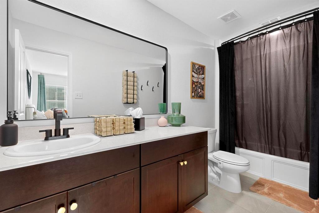 Primrose Xing Ph 6 - Residential