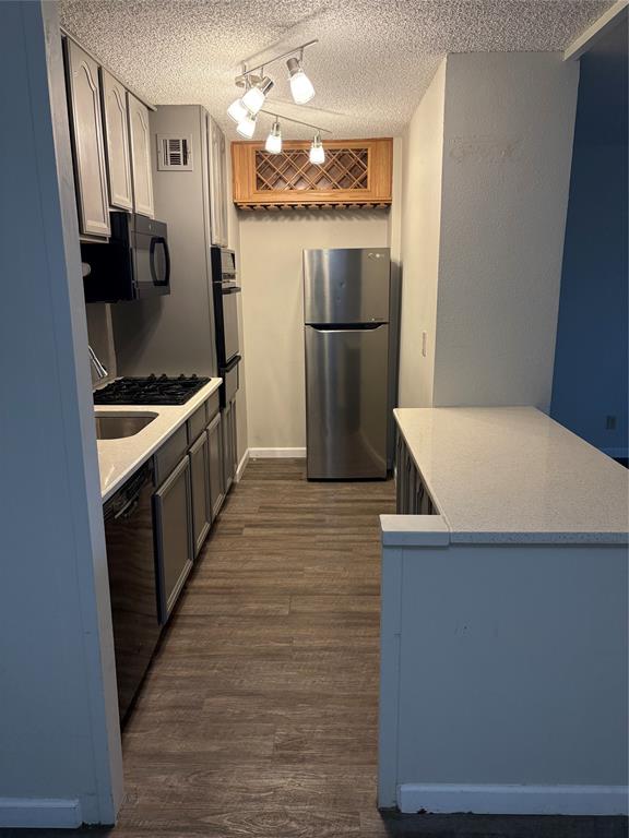 Twenty-One Turtle Creek Condo - Residential