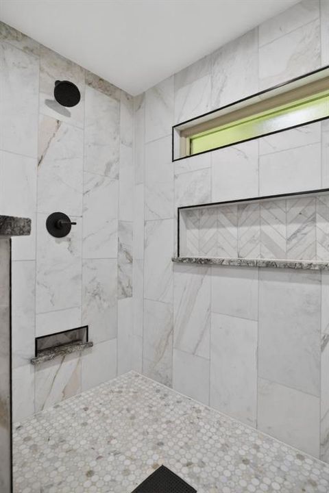 Tiny photo for 1512 Northcrest Court, Fort Worth, TX 76107 (MLS # 21277662)