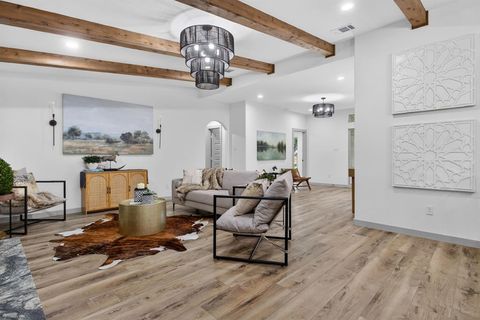 Tiny photo for 1512 Northcrest Court, Fort Worth, TX 76107 (MLS # 21277662)
