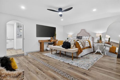 Tiny photo for 1512 Northcrest Court, Fort Worth, TX 76107 (MLS # 21277662)
