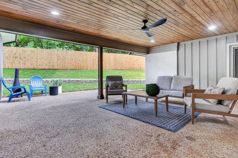 Tiny photo for 1512 Northcrest Court, Fort Worth, TX 76107 (MLS # 21277662)