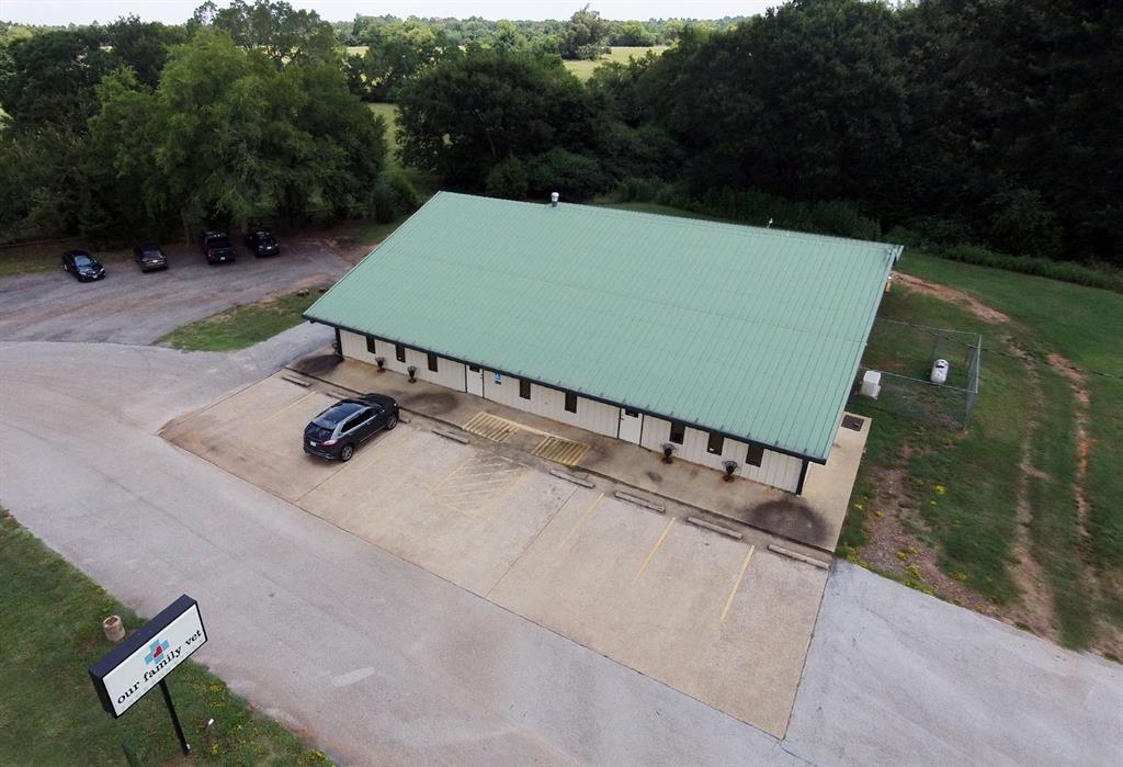 000041 - Commercial Sale