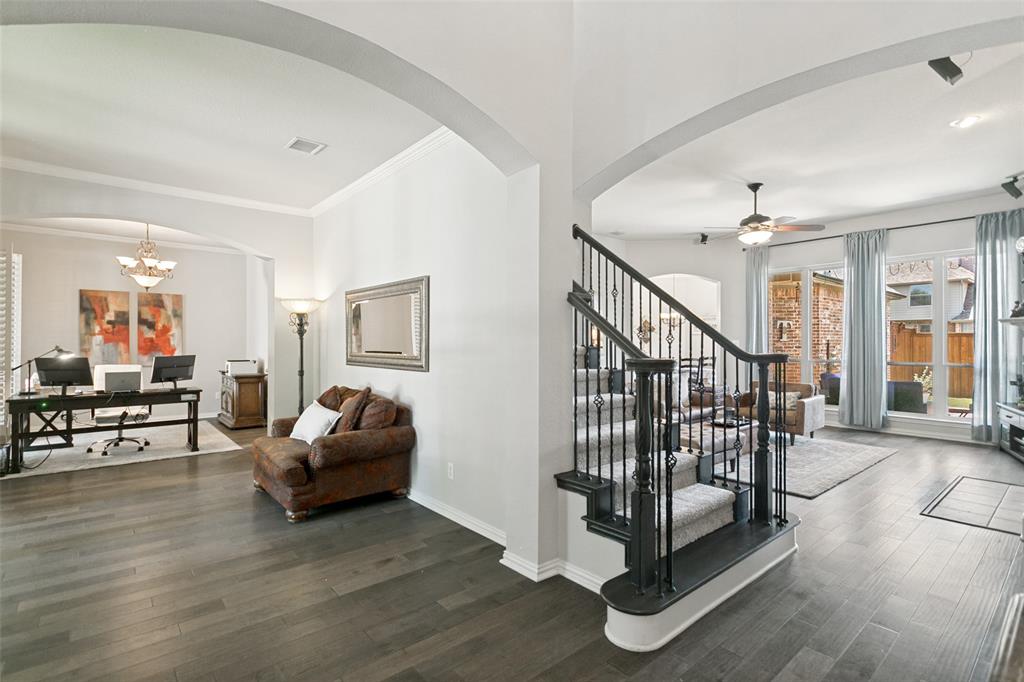 1195 Dodgeton Drive