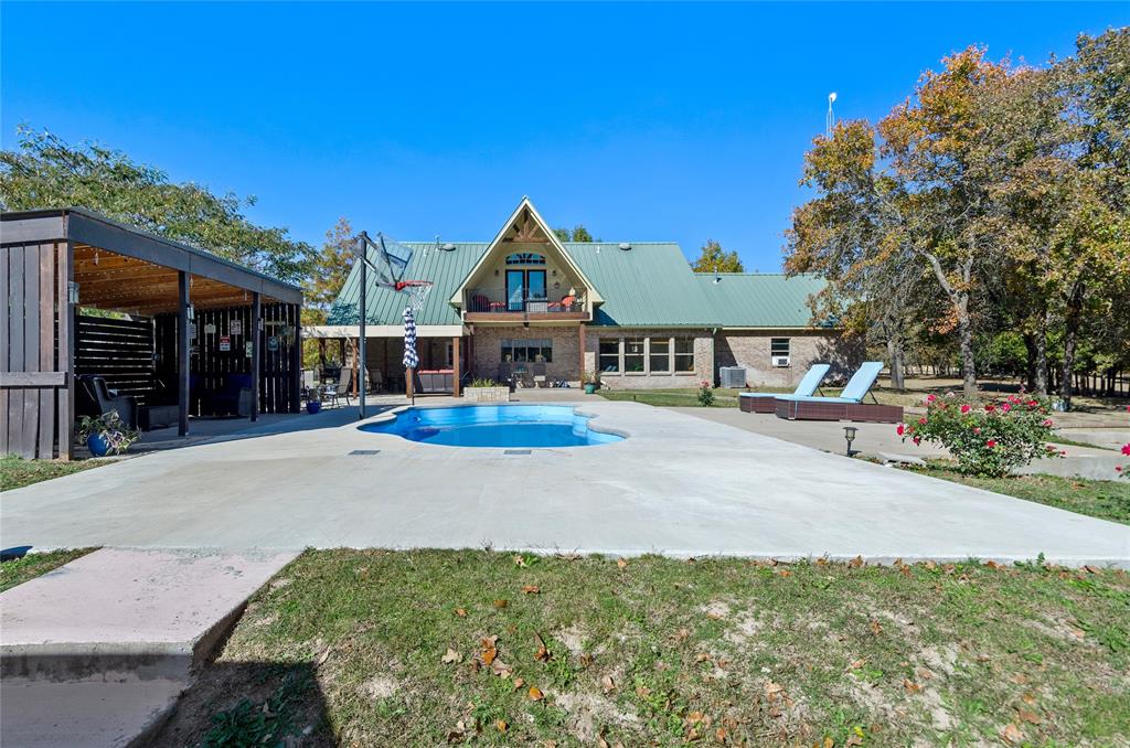 J E Smith - Residential