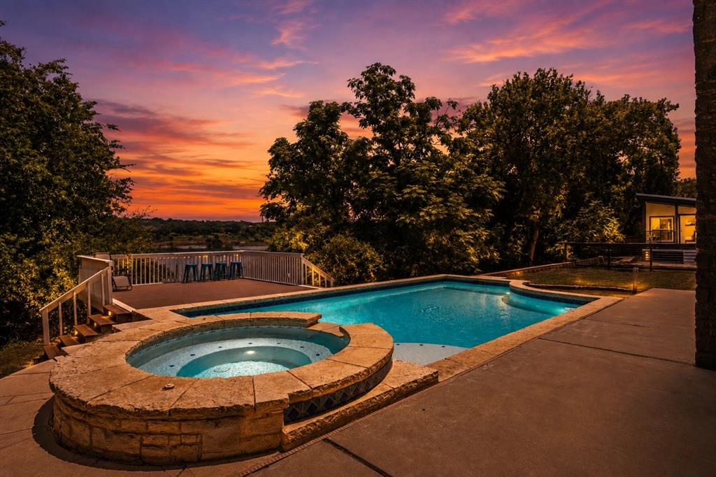 349 Arrowhead Point Road
