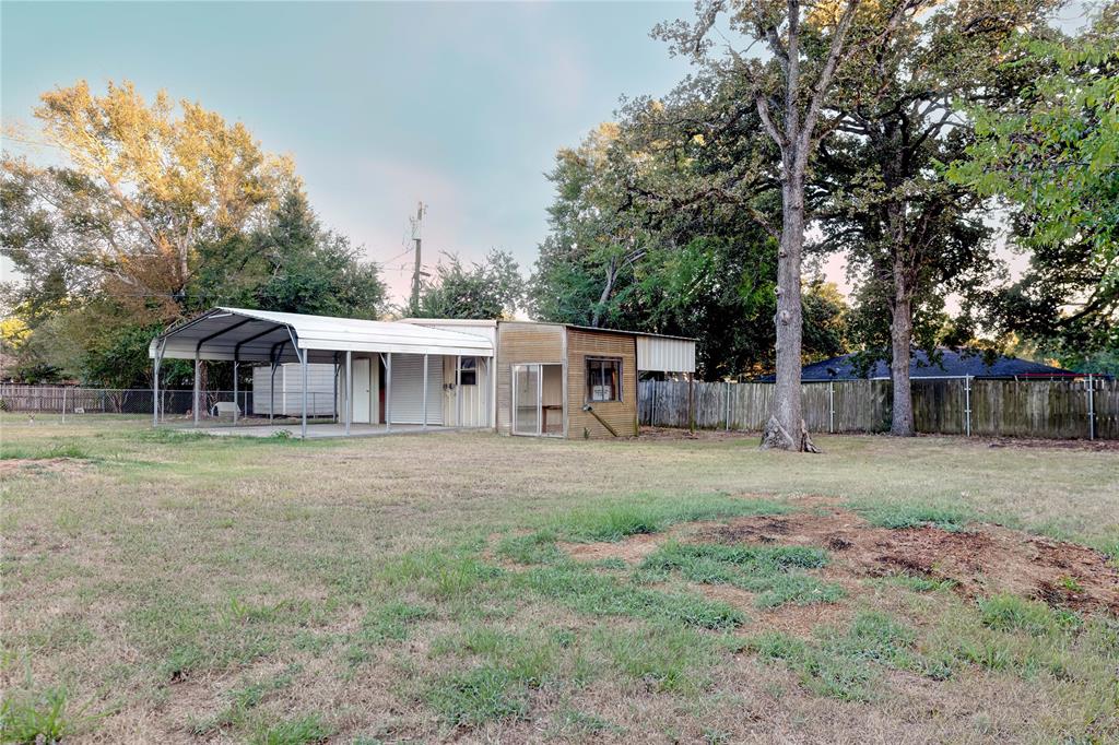 575 Ferndale Lane