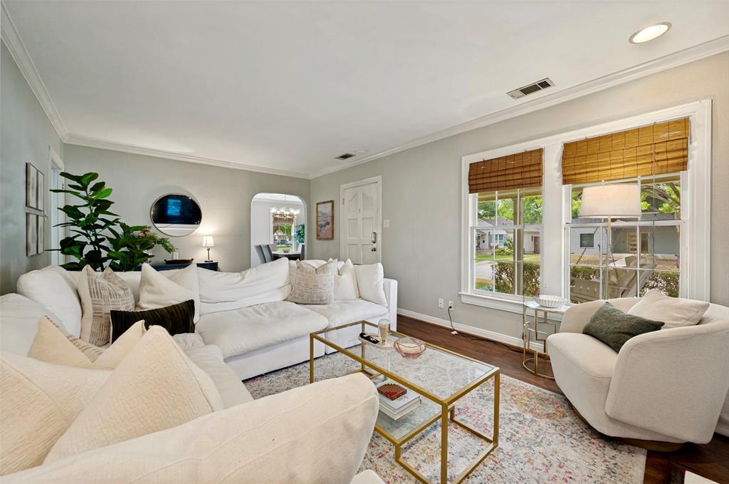 Wilshire Park - Residential
