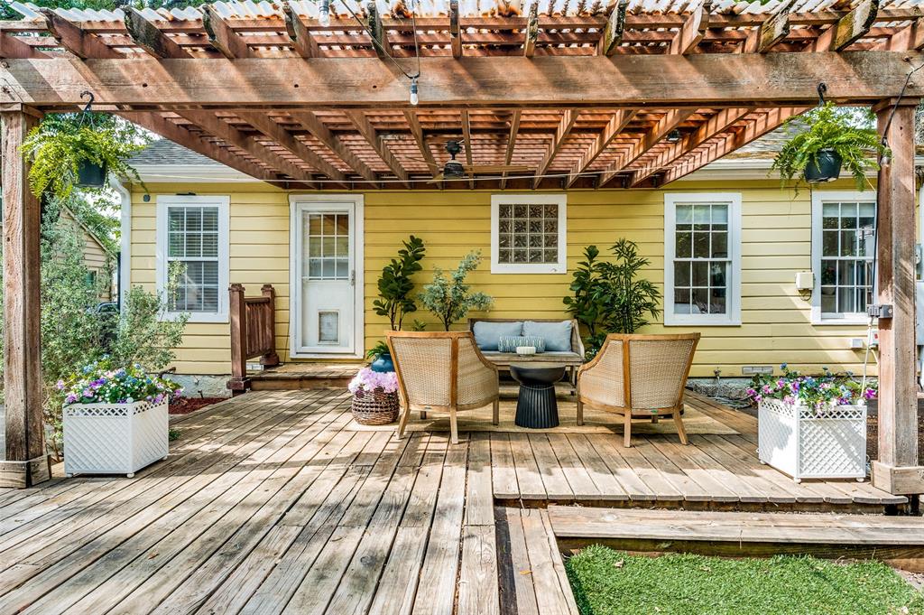 Wilshire Park - Residential