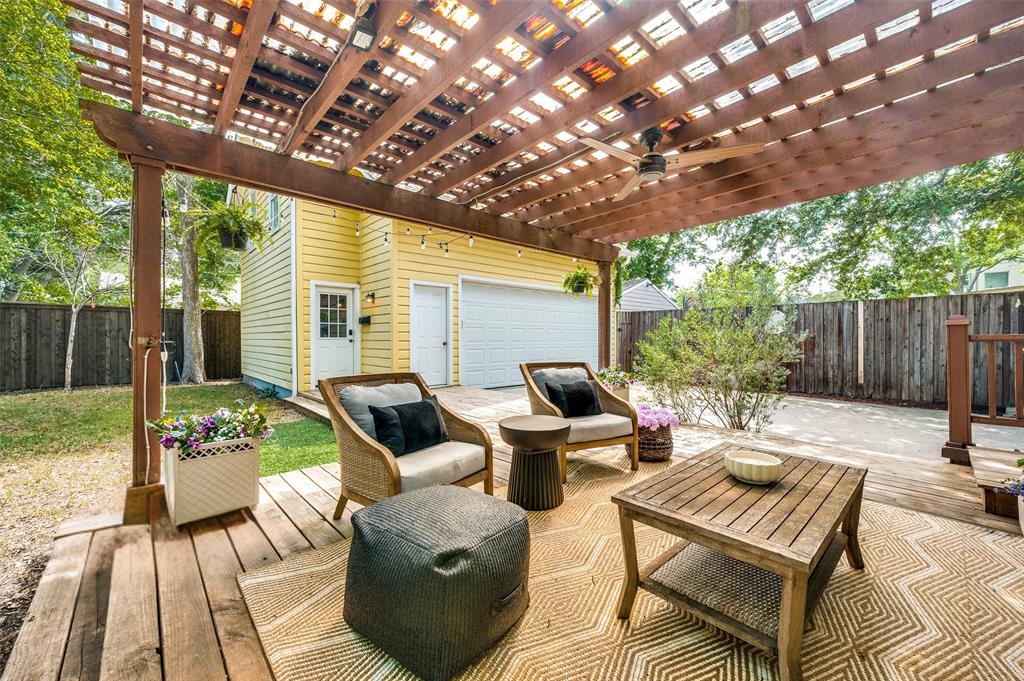 Wilshire Park - Residential