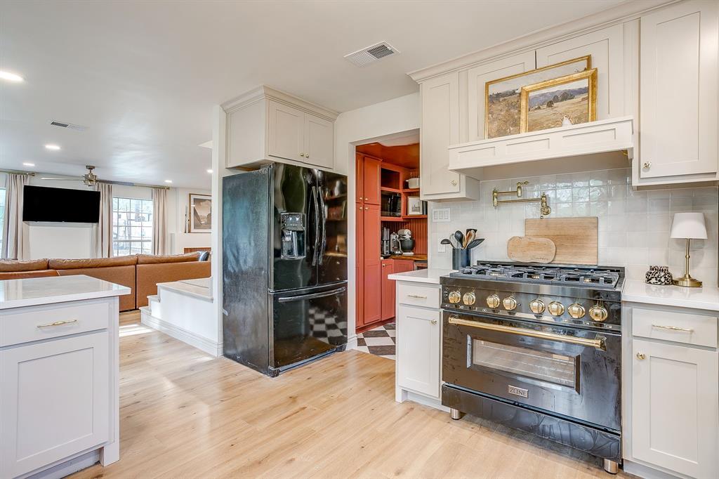 Highridge Acres - Residential