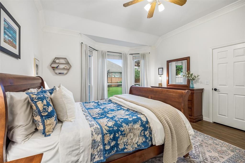 5511 S Briar Ridge Circle