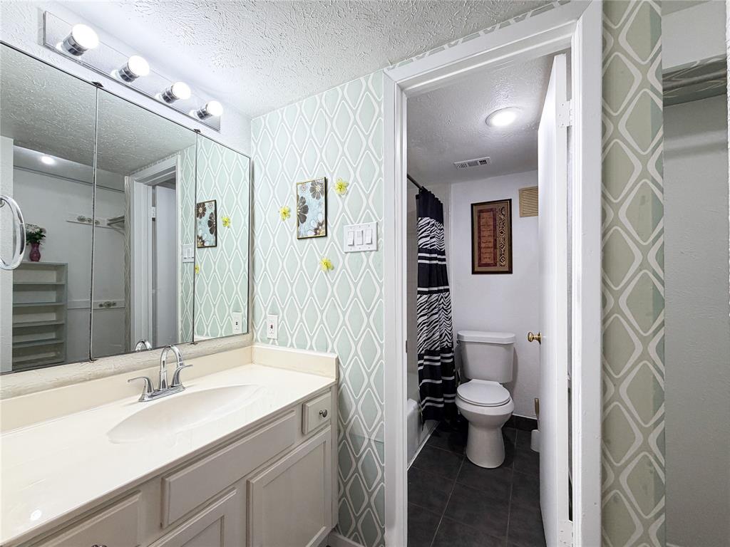 Quail Run Condo - Residential