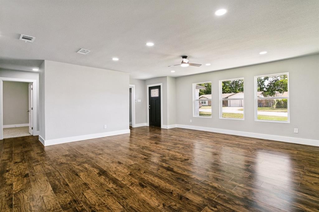 3504 Westfield Avenue