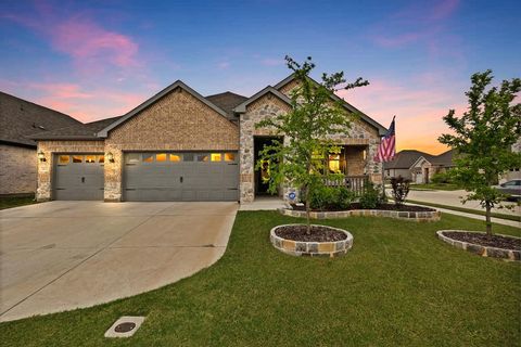4016 Fanleaf Loop Melissa TX 75454
