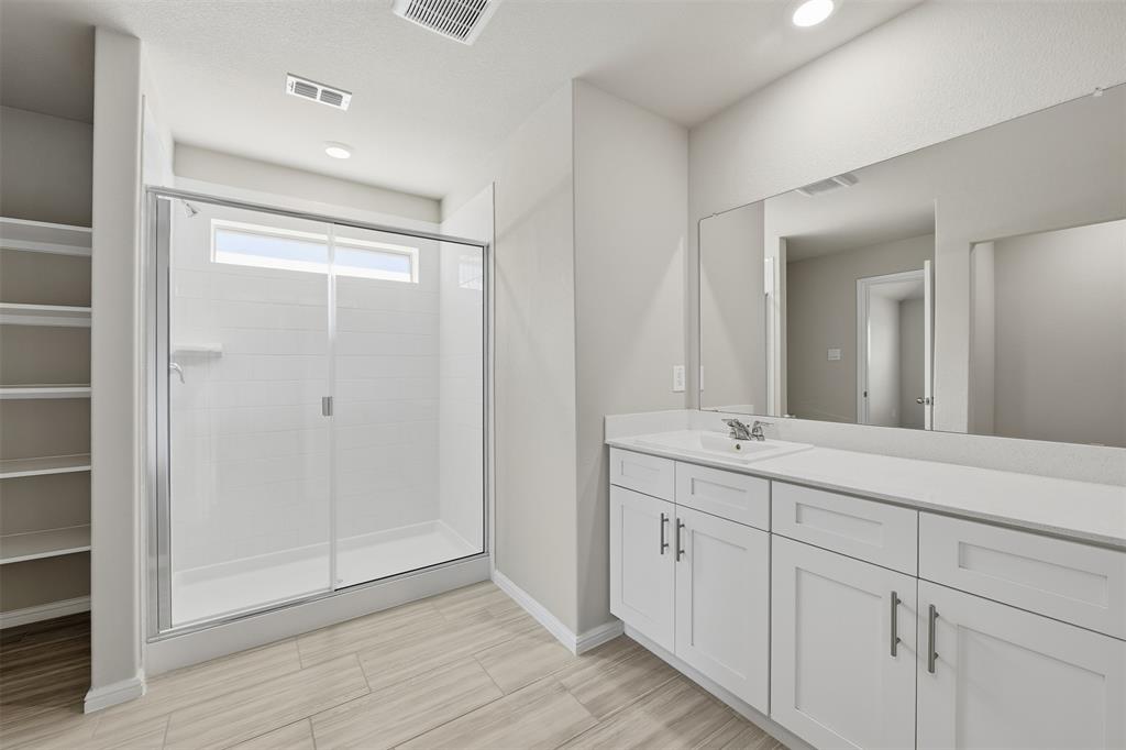 Rivers Edge - Residential Lease