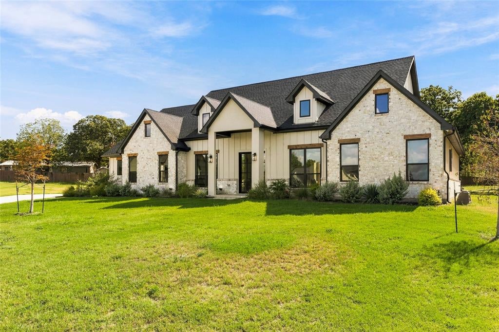 5832 Grey Wolf Court