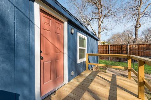 A home in Waxahachie