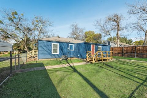 A home in Waxahachie