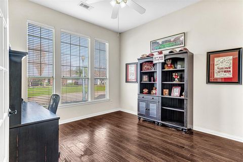 Tiny photo for 1716 Ivy Lane, Carrollton, TX 75007 (MLS # 21197807)