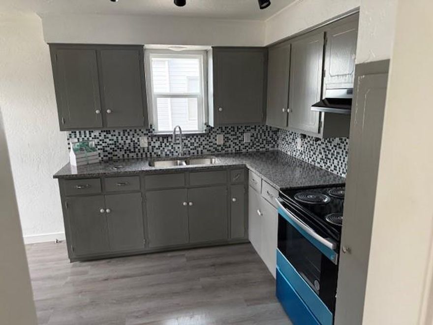 Welcome to 209 S Walnut St in charming Winnsboro, TX! This 3-bedroom, 1.5-bath home offers comfort, functionality, and great potential — perfect for first-time buyers, families, or investors.

The home features a practical layout with spacious bedrooms, a convenient half bath for guests, and inviting living areas filled with natural light. The large lot provides plenty of outdoor space for entertaining, gardening, or future improvements.

Located just minutes from historic downtown Winnsboro, you’ll enjoy easy access to local shops, dining, schools, and community events while still experiencing the peaceful feel of small-town living.

Don’t miss this opportunity to own a well-located home with great potential. Schedule your private showing today!