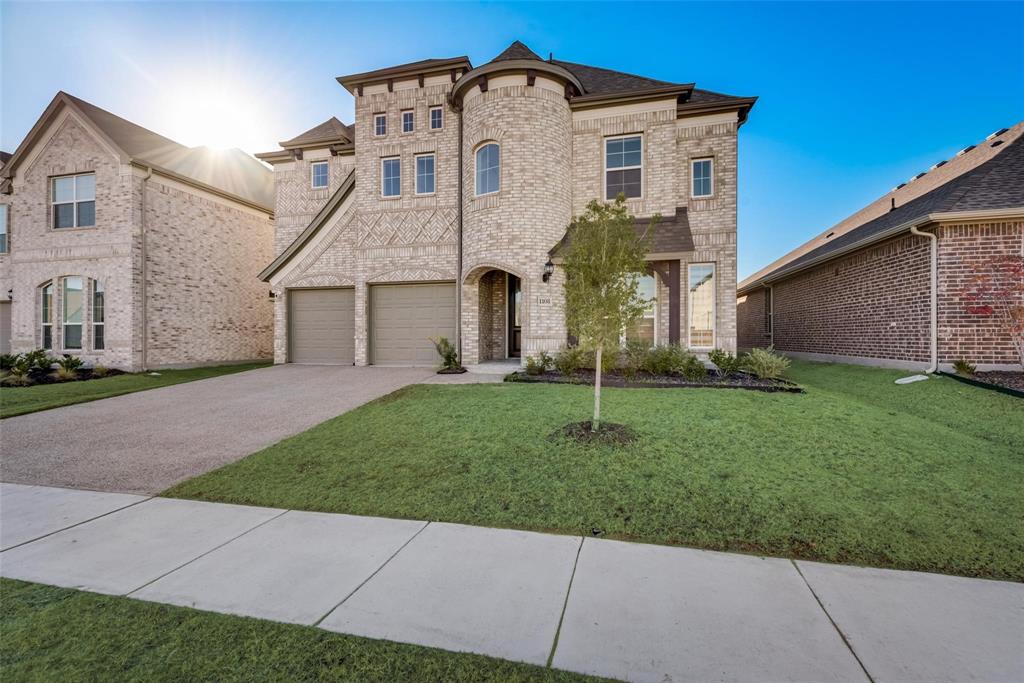 1108 Silverthorn Trail