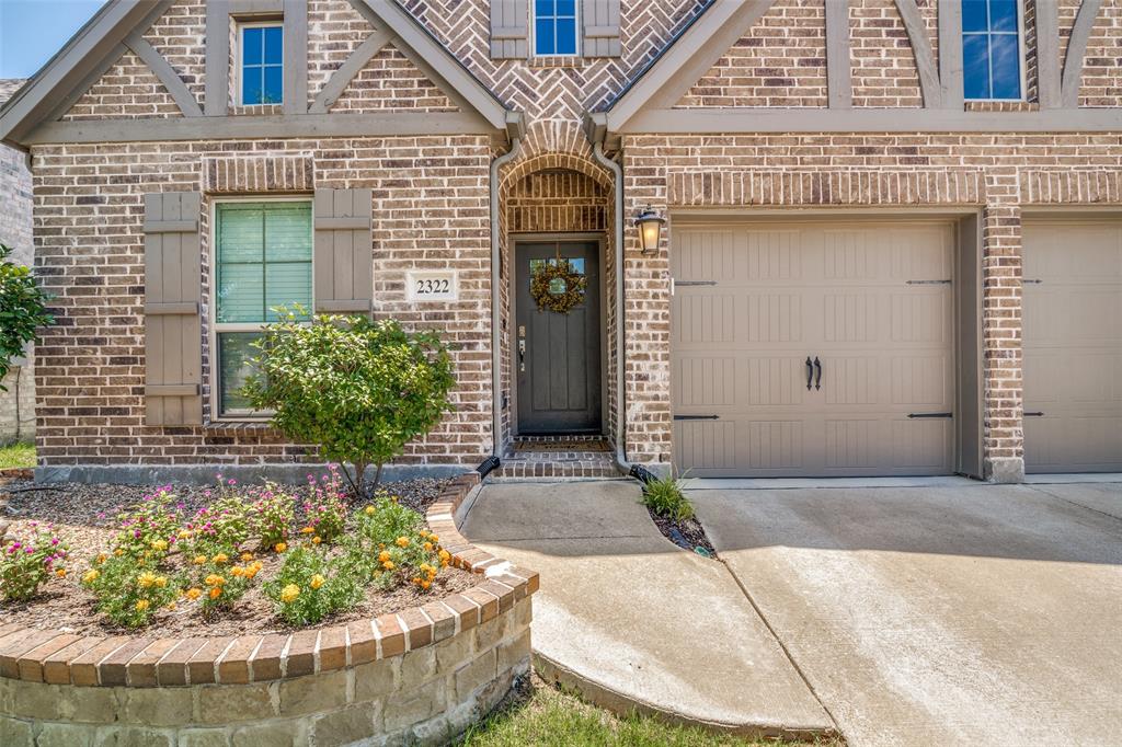 2322 Birdwell Cove