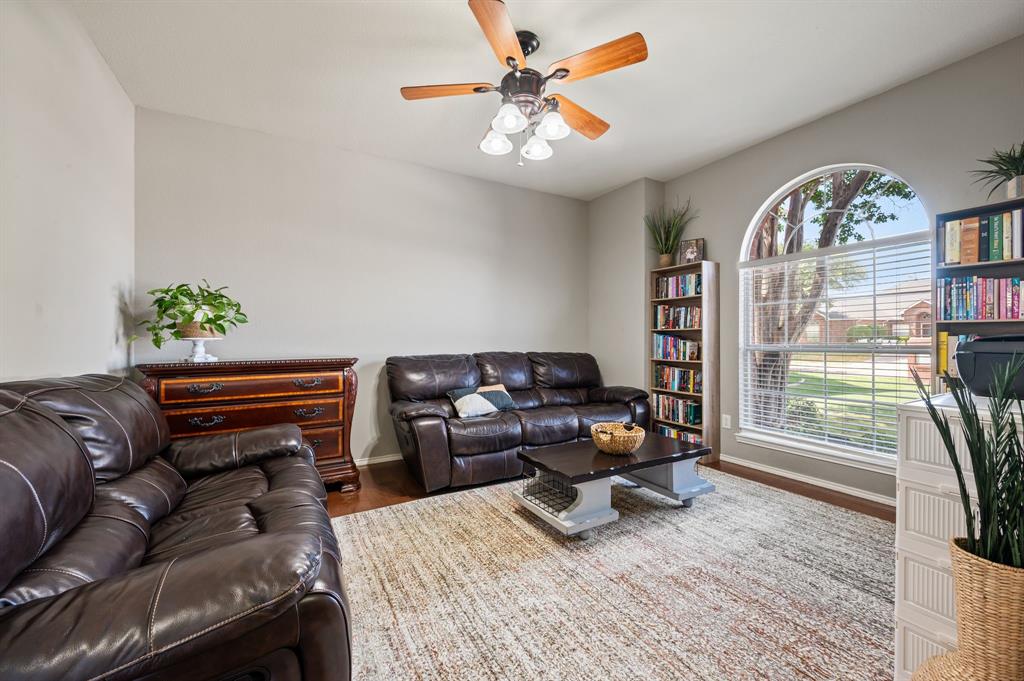 8404 Island Court