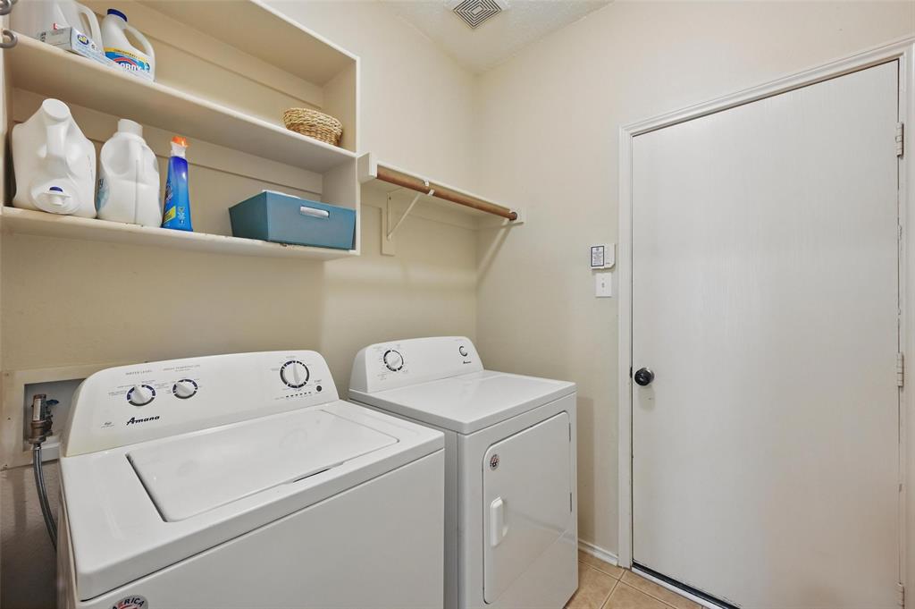 Rowlett, Texas 75089, United States, 4 Bedrooms Bedrooms, ,2 BathroomsBathrooms,Residential,Active,249366