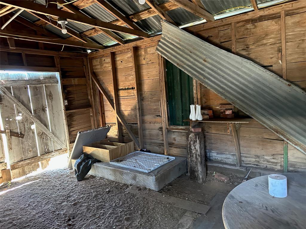 JULIAN HERNANDEZ - Residential