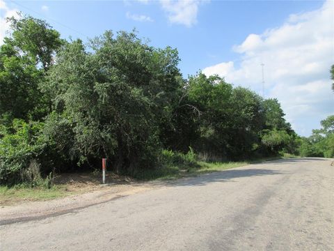 Photo of 00 CR 106, Marlin, TX 76661 (MLS # 21245096)