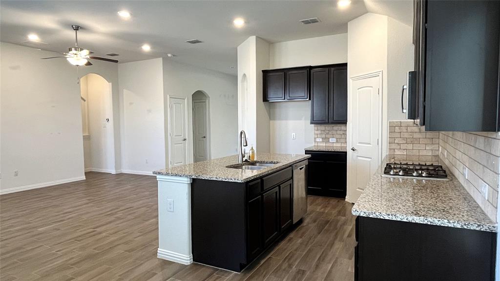 Sendera Ranch East P - Residential Lease