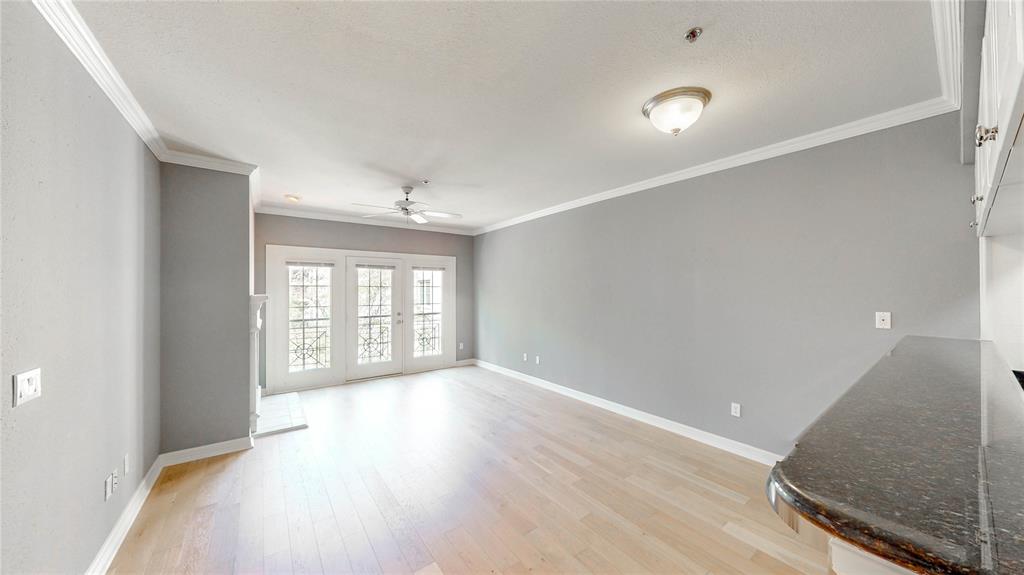 Wyndemere Condo - Residential