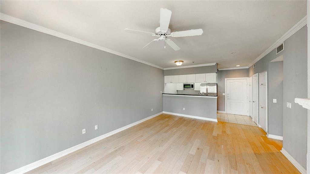 Wyndemere Condo - Residential